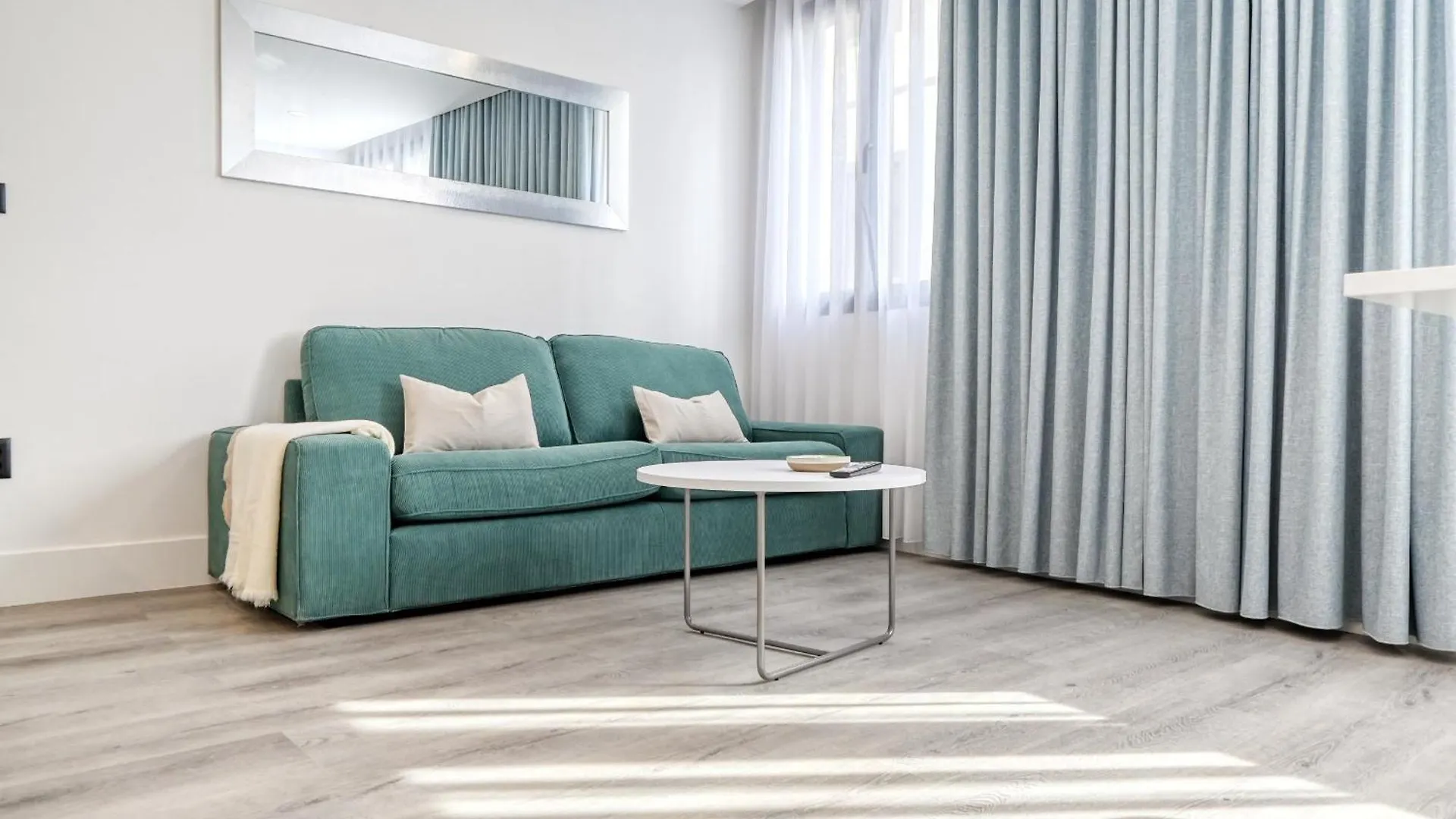 Bse15 Apartments 1A, A Home In Madeira フンシャル
